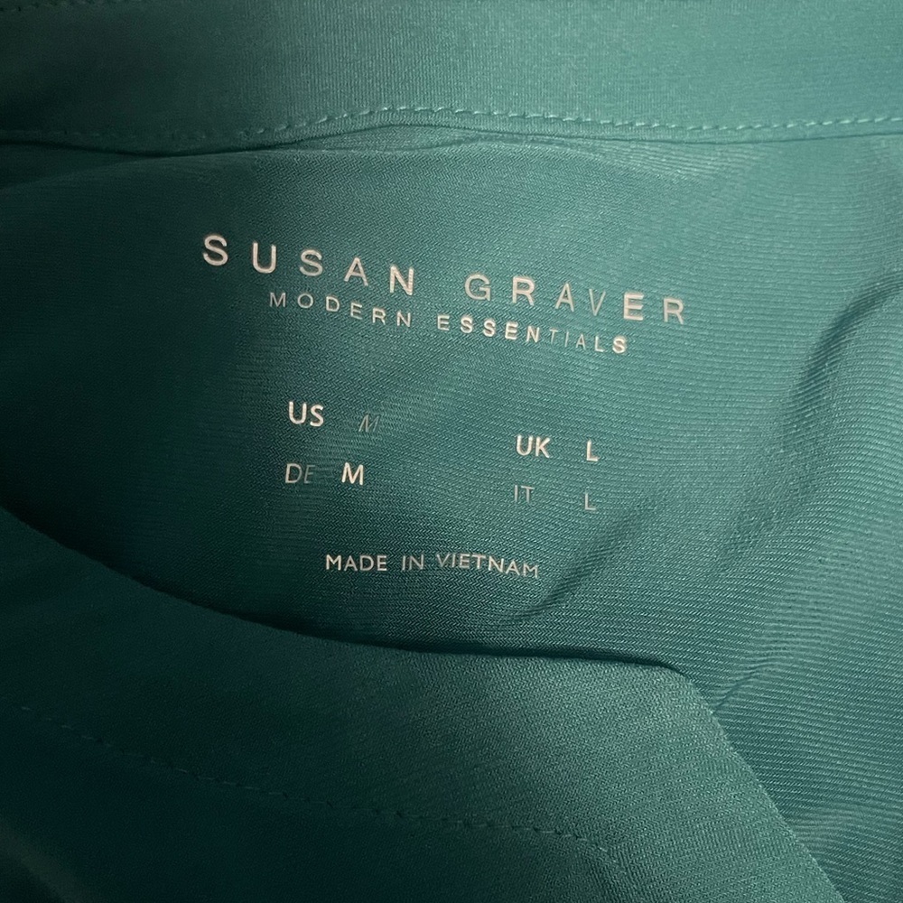 Susan graver size medium blouse - Picture 3 of 4